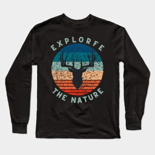 Deer explore the nature vintage retro Long Sleeve T-Shirt